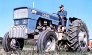 Long R9500 tractor