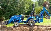 LS MT122 tractor
