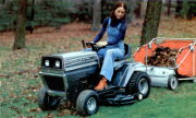 White T-112 lawn tractor