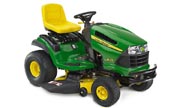 John Deere LA135 lawn tractor