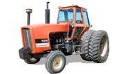 Allis Chalmers 7010 tractor
