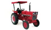 International Harvester 284 tractor
