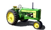John Deere 620 tractor