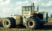 Big Bud 650/50 tractor