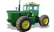 John Deere 7020 tractor