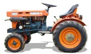 Kubota B5100 tractor