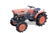 Kubota B7001 tractor