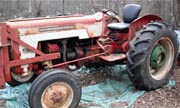 International Harvester B-276 tractor